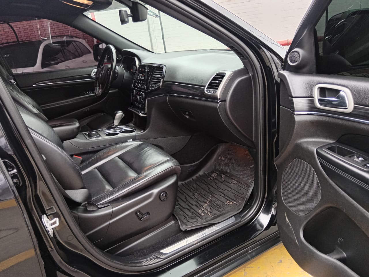 JEEP Grand Cherokee Limited MID