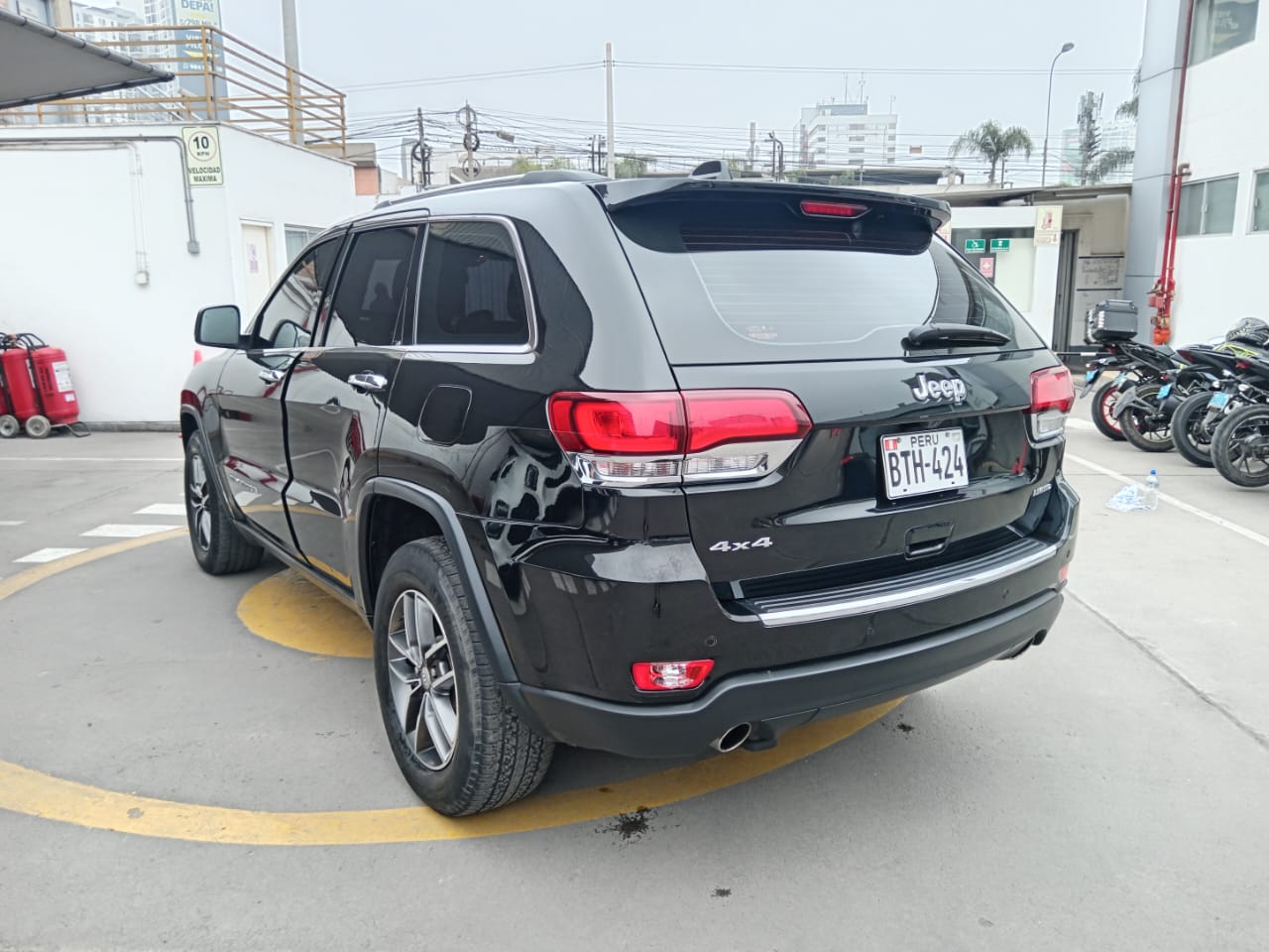 JEEP Grand Cherokee Limited MID