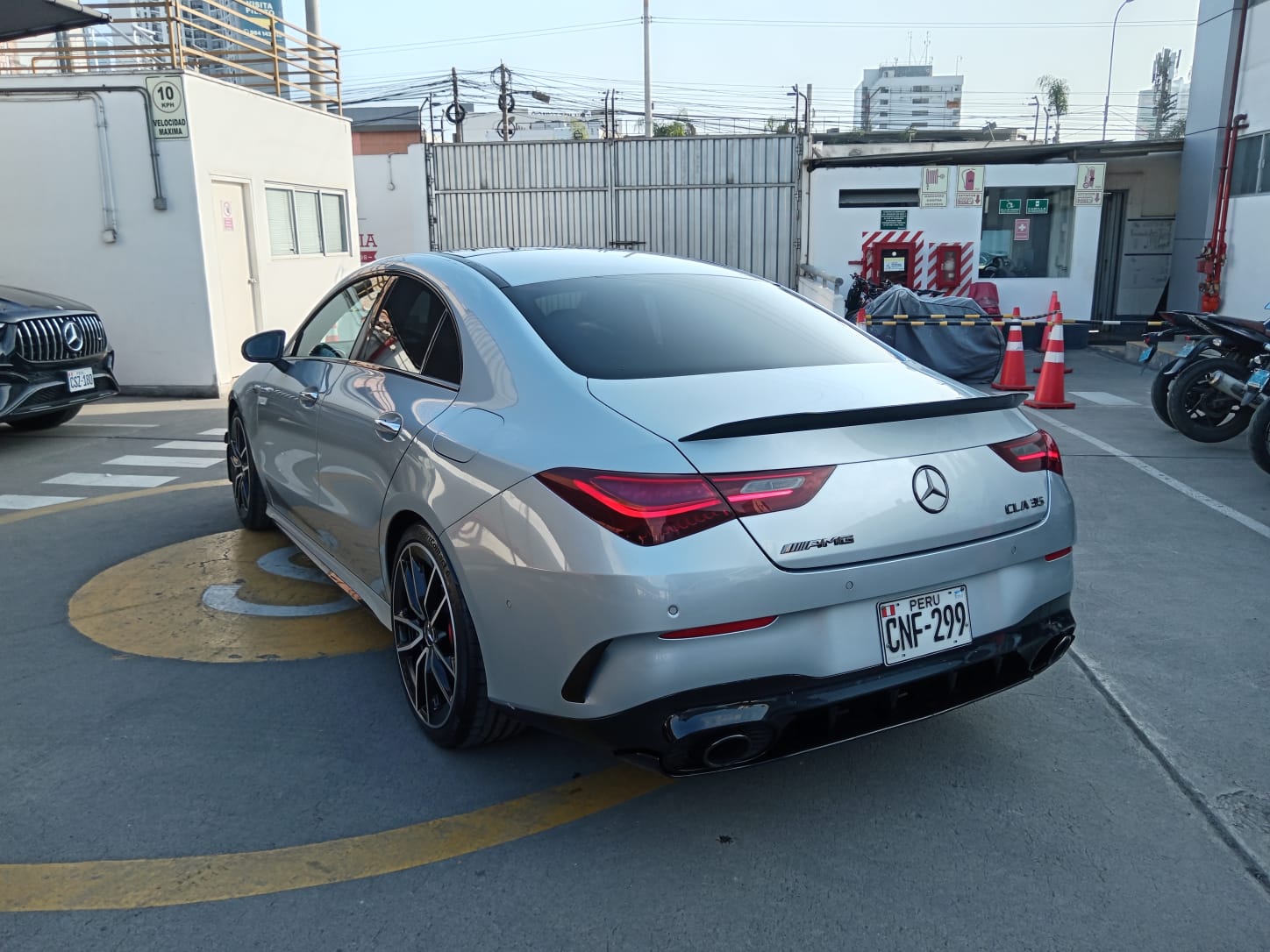 MERCEDES-BENZ CLA 35 AMG