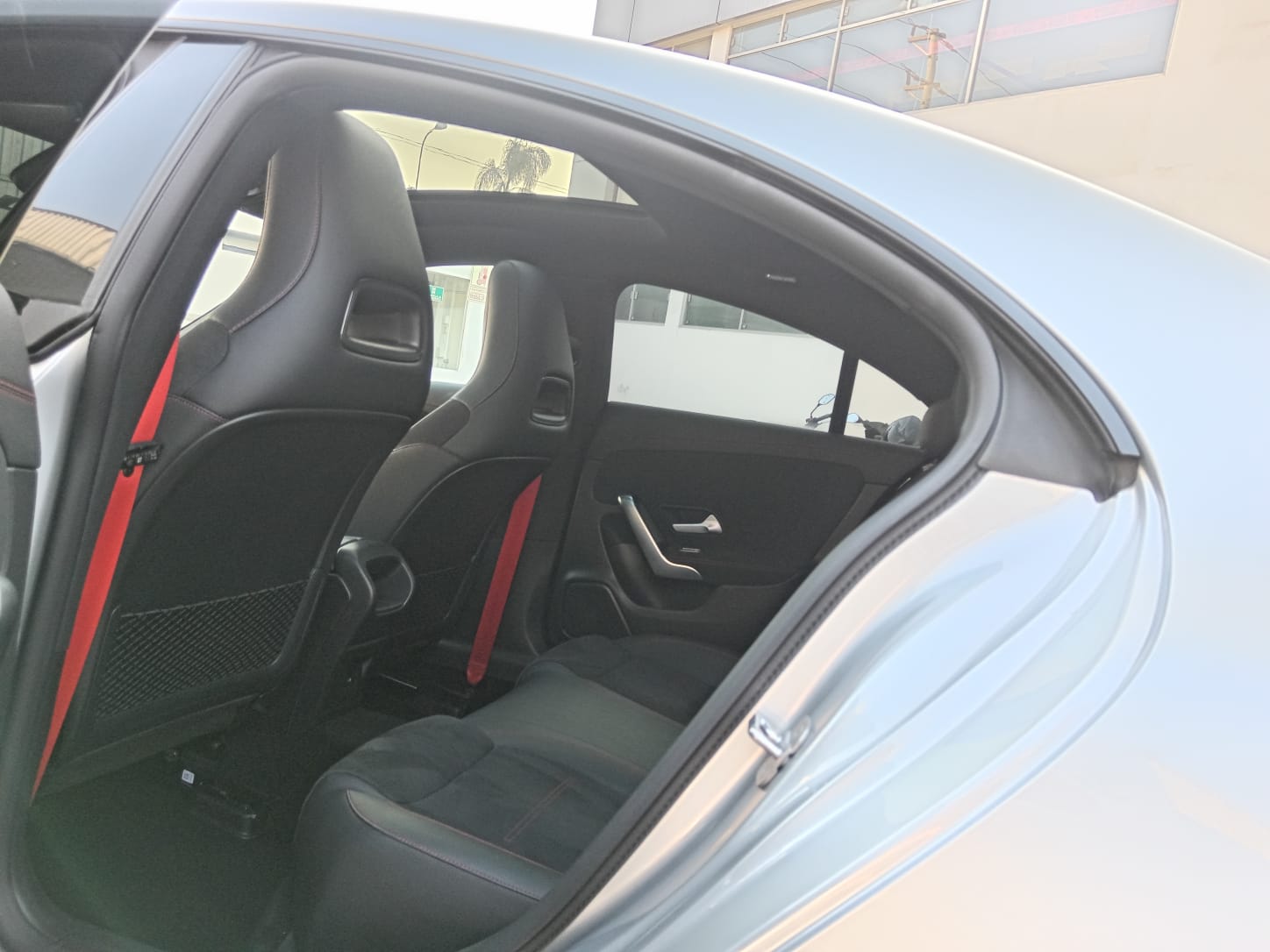 MERCEDES-BENZ CLA 35 AMG
